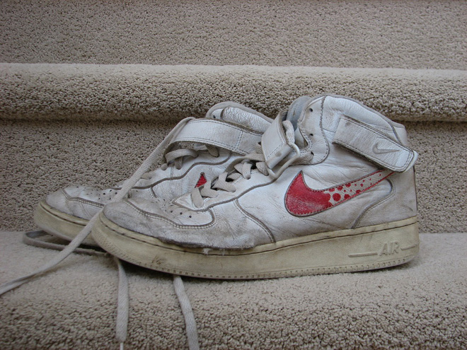 Mẹo bảo quản giày nam trong mùa mưa nắng thất thường - Ảnh 4. Mẹo bảo quản giày nam trong mùa mưa nắng thất thường - Ảnh 4.