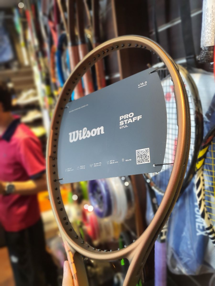 Đánh giá chi tiết vợt Tennis Wilson Pro Staff Team V14  