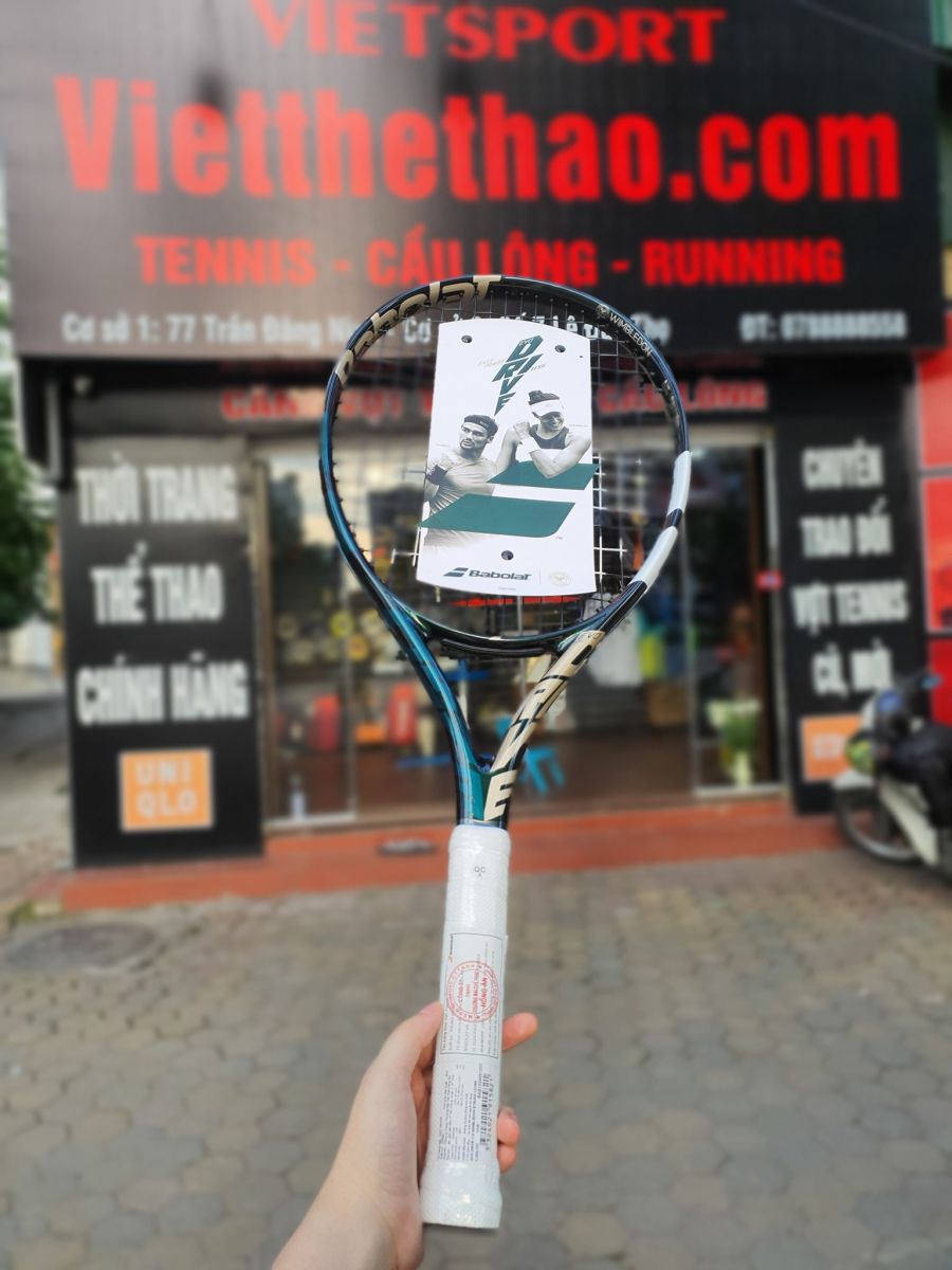 Việt Sport giải đáp thắc mắc về Trọng lượng của vợt tennis