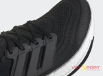 Giày Chạy Bộ Adidas Ultraboost Light
