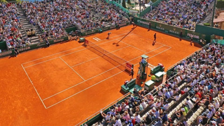 Cùng tìm hiểu về các loại sân tennis và đặc điểm thú vị của chúng