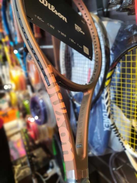 Đánh giá chi tiết vợt Tennis Wilson Pro Staff Team V14