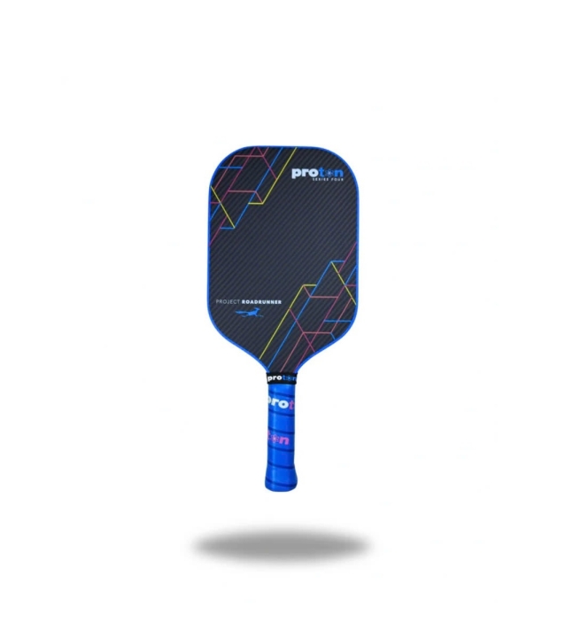 Tại sao nên chọn vợt pickleball Proton Series Four?