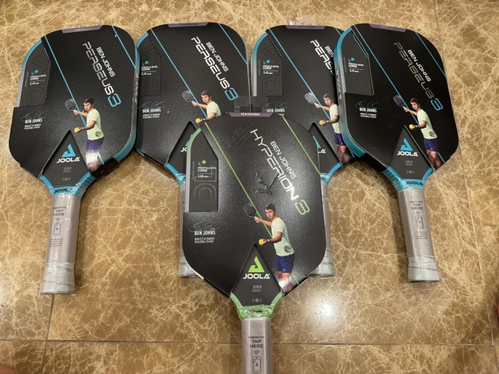 So sánh vợt Pickleball Joola Perseus Gen3 14mm và 16mm – Nên chọn loại nào phù hợp với bạn?